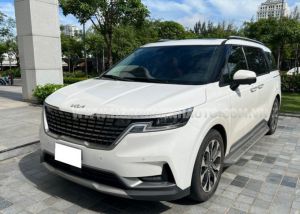 Xe Kia Carnival Signature 2.2D 2022