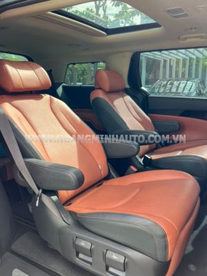 Xe Kia Carnival Signature 2.2D 2022