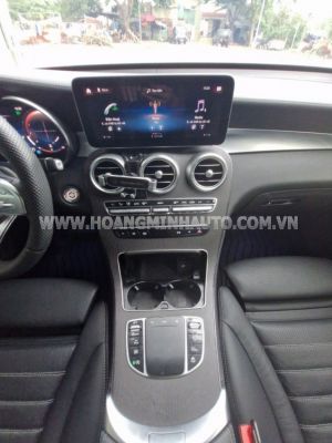 Xe Mercedes Benz GLC 300 4Matic 2020