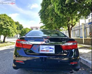 Xe Toyota Camry 2.0E 2012