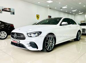 Xe Mercedes Benz E class E300 AMG 2021