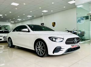 Xe Mercedes Benz E class E300 AMG 2021