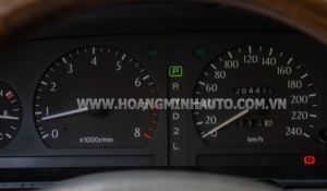 Xe Toyota Crown Royal Saloon 3.0 AT 1995